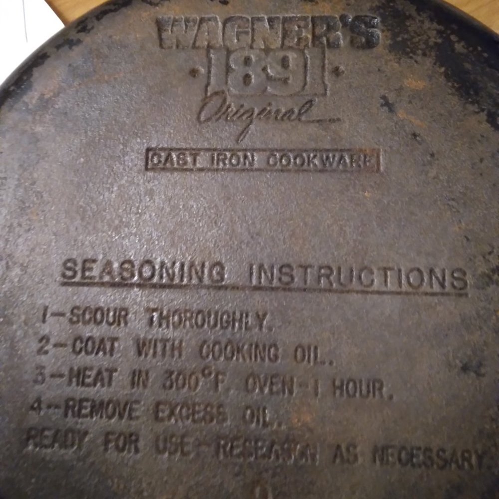 Wagner Iron skillit